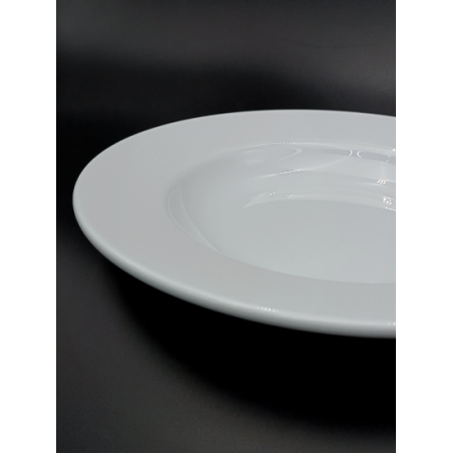 Тарілка глибока з полікарбонату 23 см, біла GP--00C23W Gastro Plast PC Білий